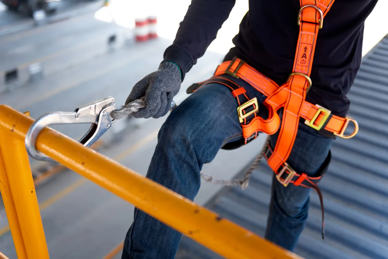 Understanding Roof Fall Protection for Commercial Buildings